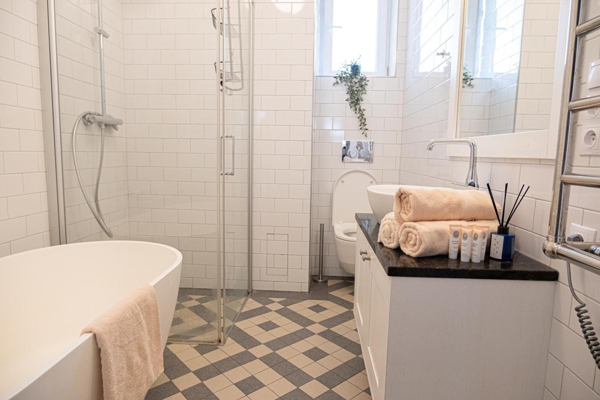 Spacious Near Castle * Praag