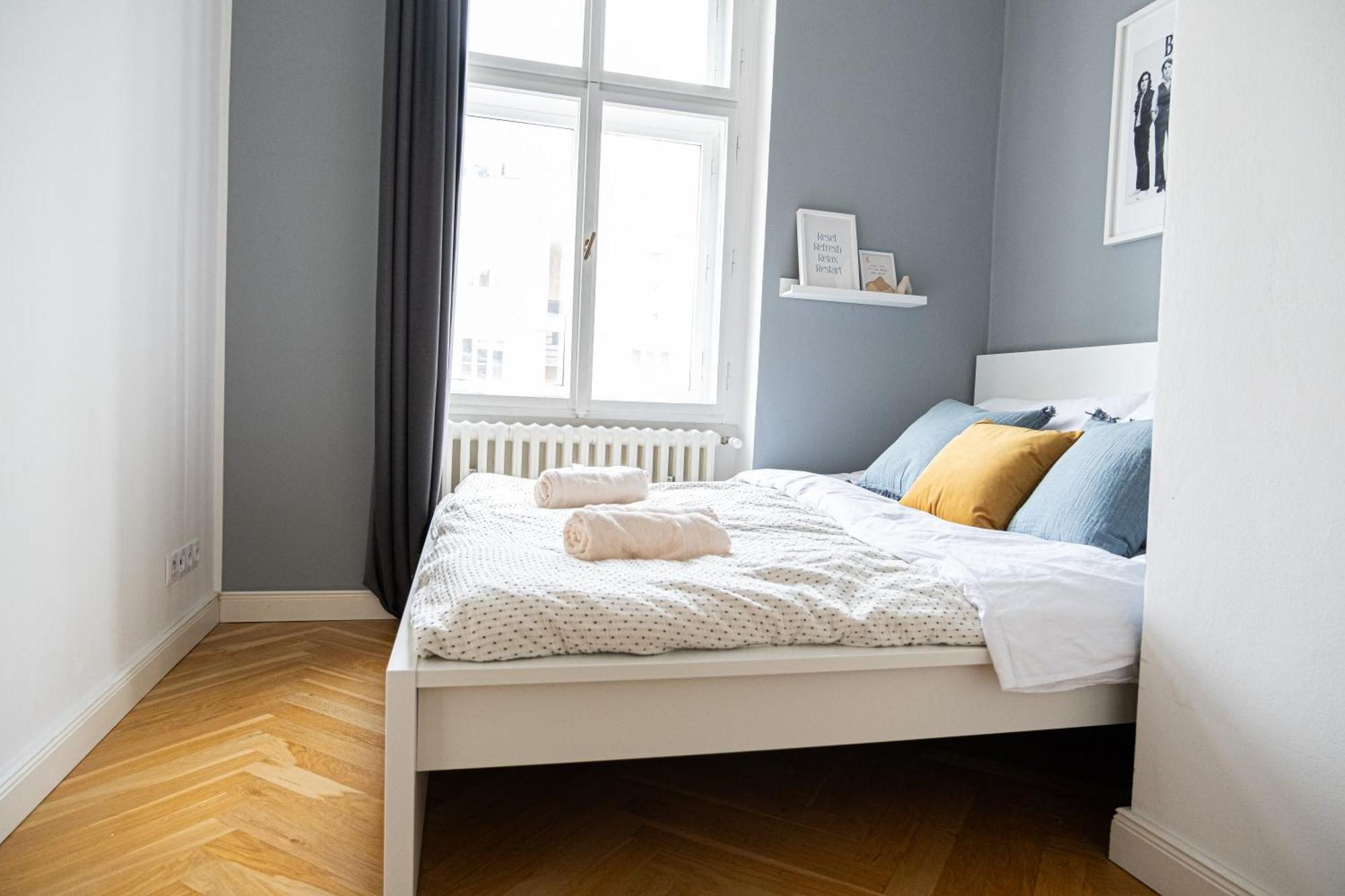 Spacious Near Castle * Praag