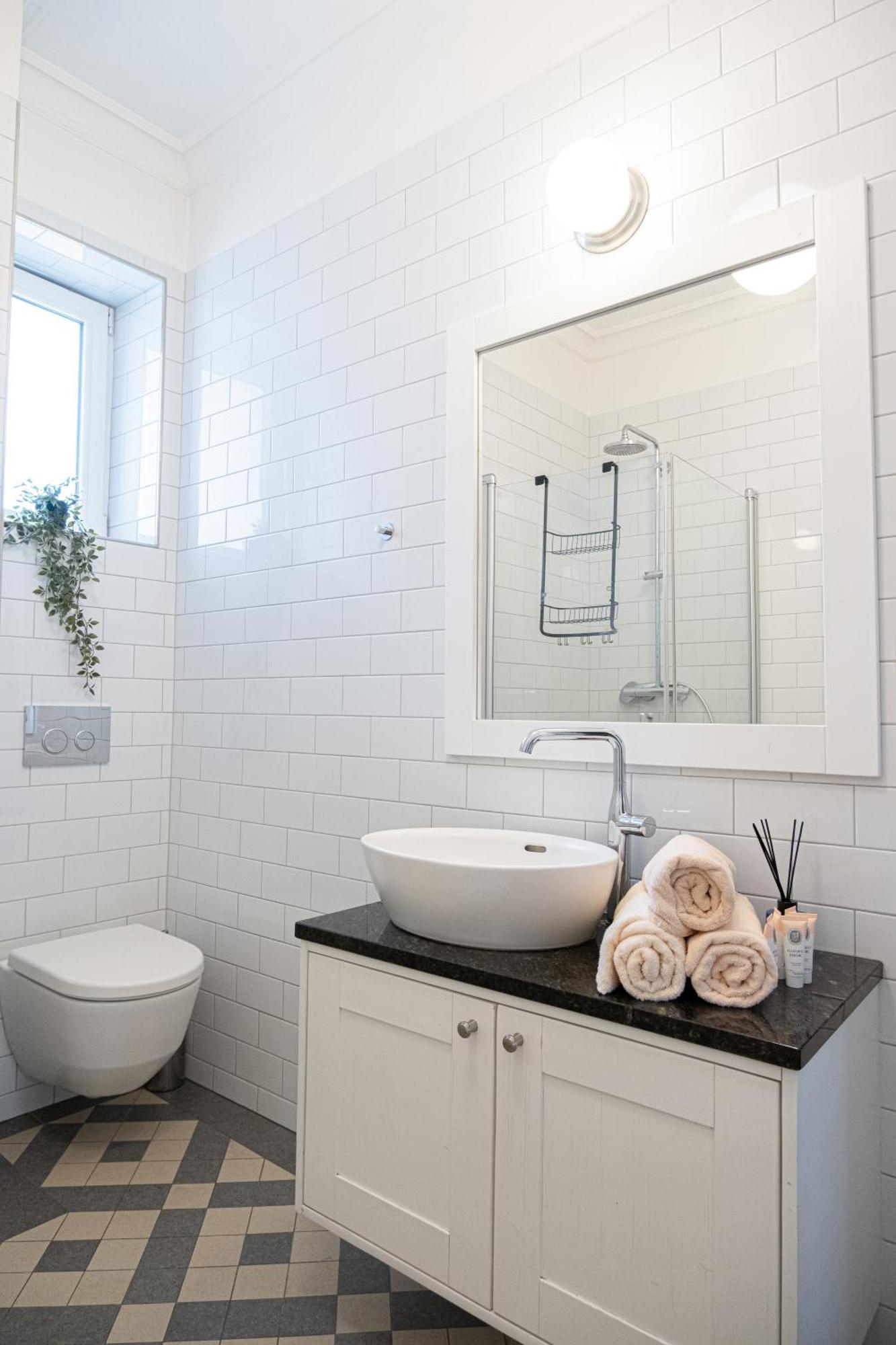 Spacious Near Castle Praag